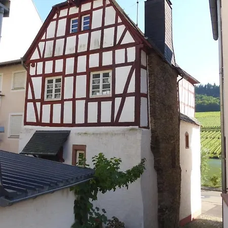 Apartment Klappernest Zell an der Mosel